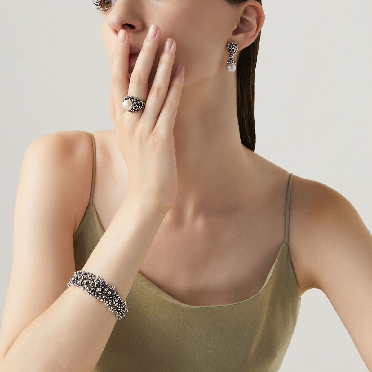 Anello Drops Perlage GIOVANNI RASPINI