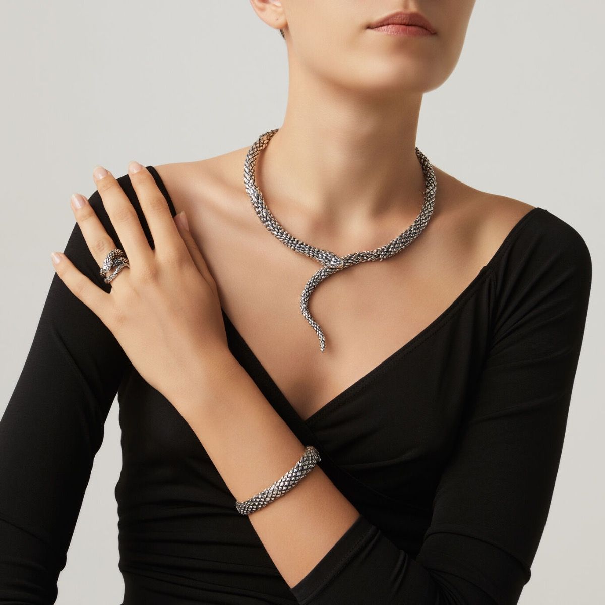 Collana Serpente GIOVANNI RASPINI