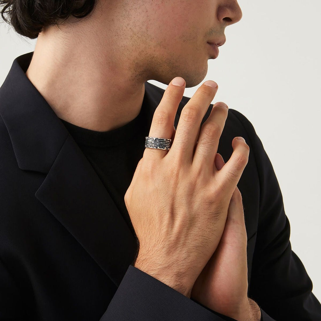 Anello Fascia Graffiato GIOVANNI RASPINI