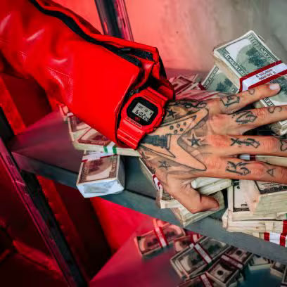 Casio G|SHOCK x Sfera Ebbasta DW-5600SFE25-4